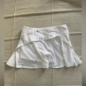 Lululemon Size 4 Pleated Tennis Skirt